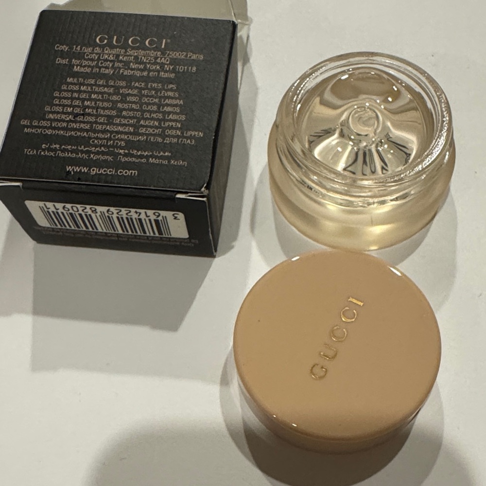 GUCCI - Picture 2 of 2